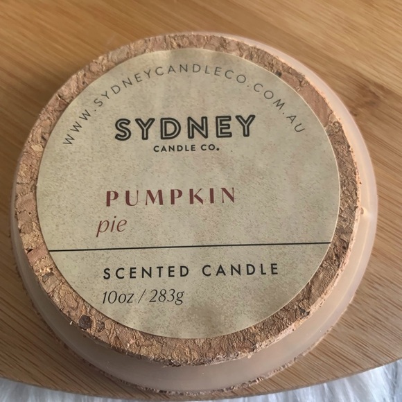 Sydney Candle Co. Pumpkin Pie Scented Candle - Picture 4 of 5
